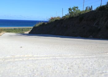 Inauguran gobernador Víctor Castro y alcalde Christian Agúndez el Camino Cabo Pulmo