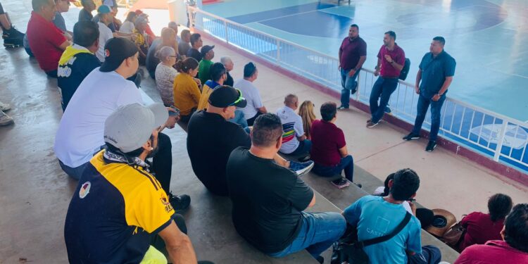 Visita titular del INDEM Los Cabos Elton Olachea Arce, al personal de CSL 