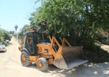 Rehabilita Servicios Públicos vialidades en San José del Cabo 