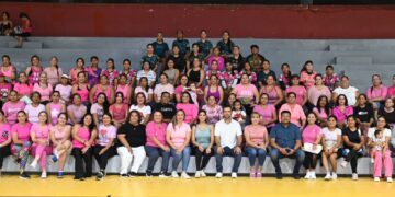 Compartió fraterna Master Class de Zumba presidenta del SMDIF Sol Delgado con mujeres de Los Cabos