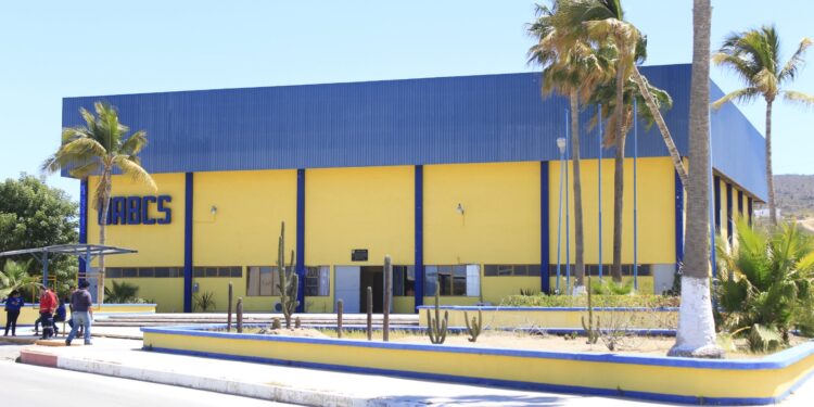 UABCS organiza colecta de víveres en apoyo a la comunidad de Guerrero afectada por el huracán John