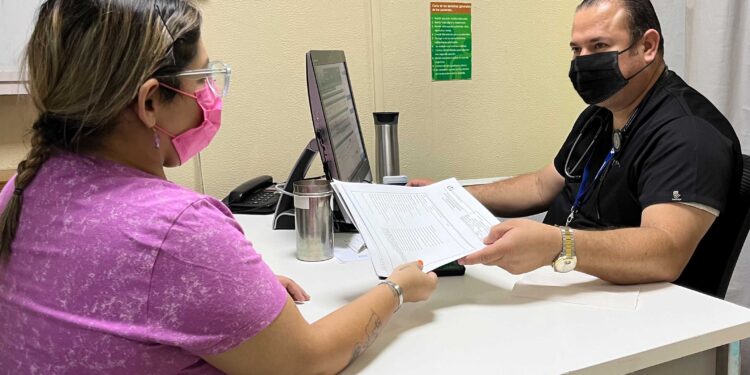 Cuenta IMSS Baja California Sur con tratamiento integral para afrontar la menopausia 