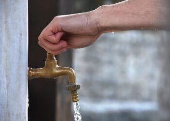 Abastece OOMSAPAS La Paz con agua potable a 100 colonias de La Paz el 13 de octubre