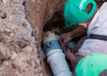 Atendidas 229 fugas por OOMSAPAS La Paz durante la semana pasada