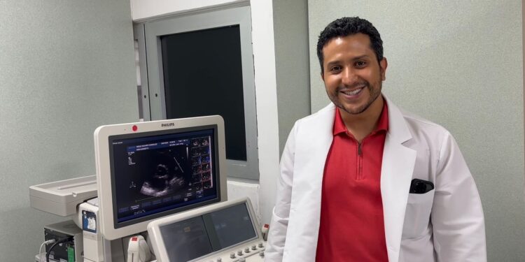 Consolida ISSSTE servicio de cardiología pediátrica en BCS con nuevo especialista