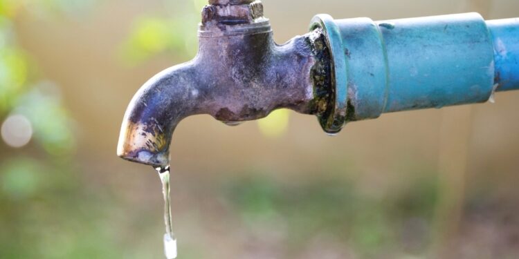 Cumple OOMSAPAS con entrega de agua a 100 colonias de La Paz el 23 de octubre