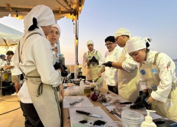 Estudiantes de la UABCS triunfan en concurso “Mesas Marinas La Paz 2024”