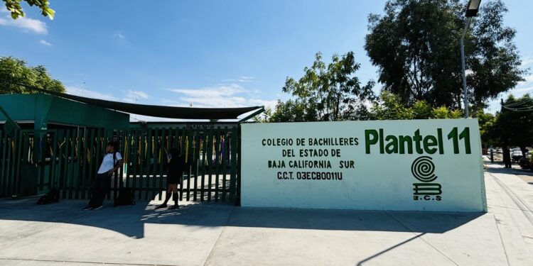 INSTALAN COMITÉS INTERNOS DE PROTECCIÓN CIVIL Y SEGURIDAD ESCOLAR EN COLEGIO DE BACHILLERES DE BCS