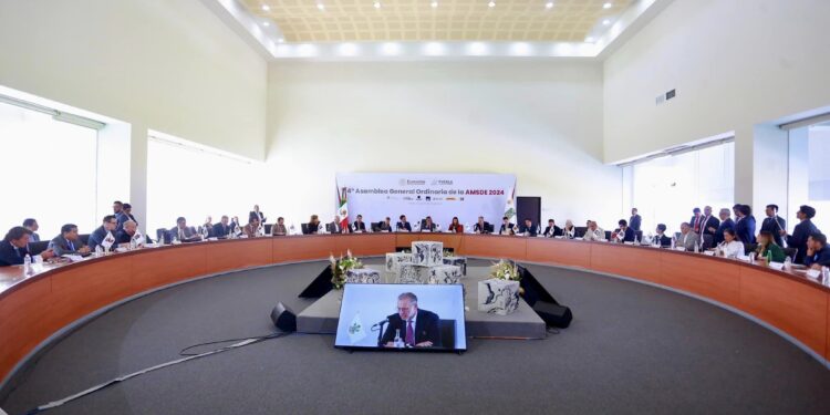 PRESENTE BAJA CALIFORNIA SUR EN ASAMBLEA DE SECRETARIOS DE DESARROLLO ECONÓMICO