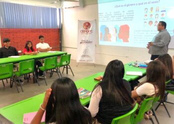 TRANSMITEN EN PLANTELES ESCOLARES PLÁTICAS PSICOEDUCATIVAS PARA JÓVENES