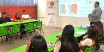 TRANSMITEN EN PLANTELES ESCOLARES PLÁTICAS PSICOEDUCATIVAS PARA JÓVENES