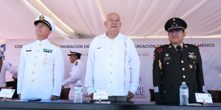 ASISTE VÍCTOR MANUEL CASTRO COSÍO A CEREMONIA DEL 203 ANIVERSARIO DE LA SECRETARÍA DE MARINA ARMADA DE MÉXICO