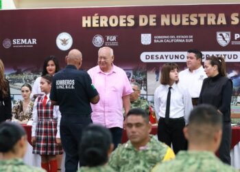 RECONOCE GOBERNADOR VMCC EL TRABAJO DE LAS CORPORACIONES DE SEGURIDAD EN BCS