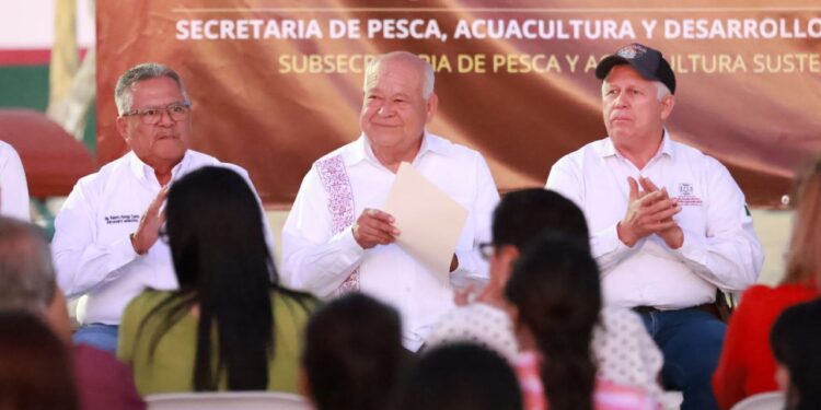 CON INVERSIÓN DE 4.5 MDP ENTREGA VMCC APOYOS PARA EL SECTOR PESQUERO Y ACUÍCOLA EN COMONDÚ