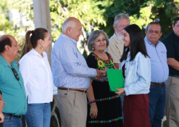 FORTALECE VCC EDUCACIÓN EN COMUNIDADES CON LA ENTREGA DE EQUIPAMIENTO Y MANTENIMIENTO DE ESPACIOS 