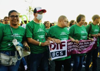 PARTICIPA GOBIERNO DE BCS EN MARCHA POR LA DISCAPACIDAD EN LA PAZ