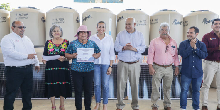 Milena Quiroga encabeza entrega de apoyos sociales en zona rural y urbana