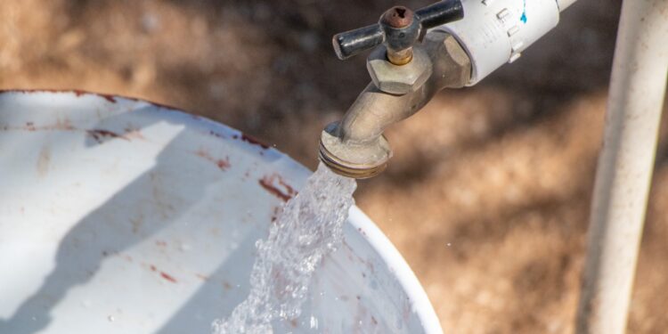 Abastece OOMSAPAS con agua potable a 101 colonias de La Paz el 9 de octubre
