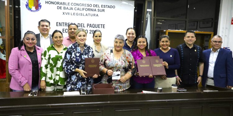 Recibe Congreso Paquete Económico del Gobierno del Estado para 2025