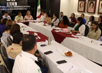 REVISAN ACCIONES DE TRES AÑOS DE GOBIERNO EN LOS 38 GRUPOS DE AMIGOS PARA EL BIENESTAR  