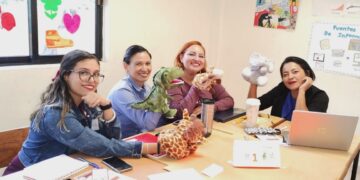 PARTICIPAN MÁS DE MIL DOCENTES DE LOS CABOS EN CARAVANA ACADÉMICA