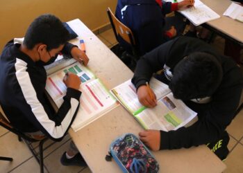 BRINDAN SERVICIO A MÁS DE 5 MIL ESTUDIANTES DE TELESECUNDARIA DURANTE TRES AÑOS DE GOBIERNO