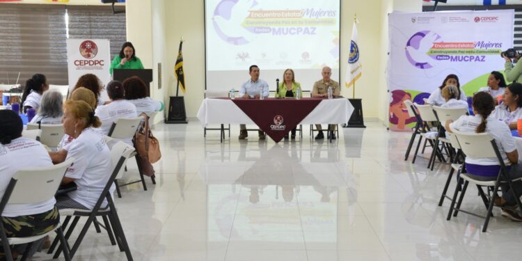 REALIZA GOBIERNO DE BCS PRIMER ENCUENTRO ESTATAL CON MUJERES CONSTRUCTORAS DE PAZ 