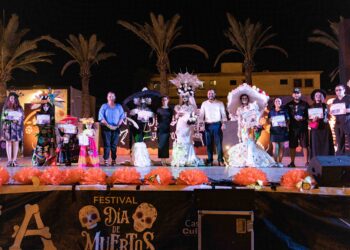 Premia alcalde Christian Agúndez a ganadores del “Festival de Día de Muertos 2024”