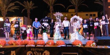Premia alcalde Christian Agúndez a ganadores del “Festival de Día de Muertos 2024”