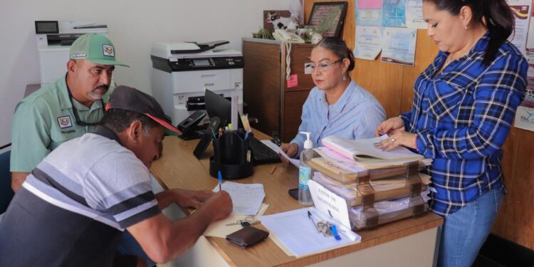 REALIZA AYUNTAMIENTO DE LOS CABOS CENSO DE NECESIDADES EN COMUNIDADES RURALES