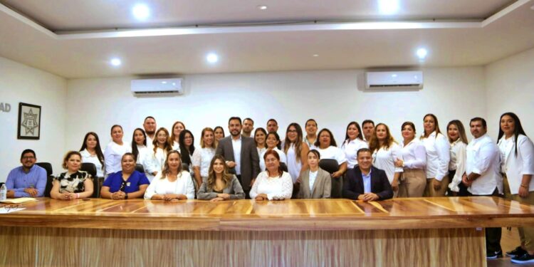 Encabezó alcalde Christian Agúndez, instalación de Junta de Gobierno de DIF Los Cabos