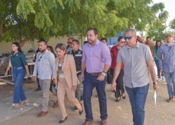 Alcalde de Los Cabos refrenda compromiso con la educación en beneficio de 1 mil 800 estudiantes del CETMAR #31