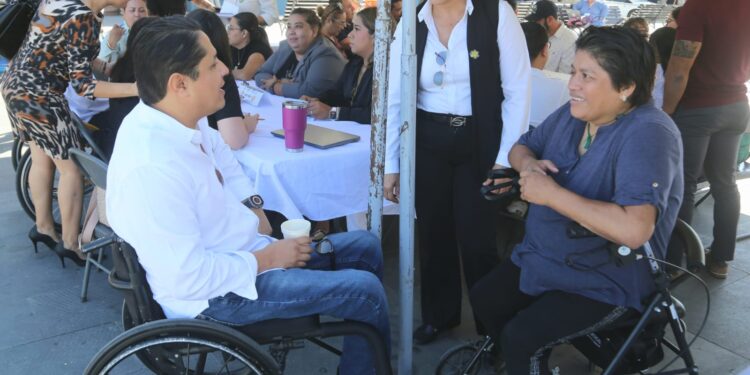 Celebran con éxito el primer Coloquio por la Discapacidad en Los Cabos