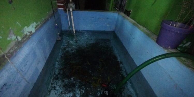 OOMSAPAS La Paz detecta desvío de agua potable para el llenado de una pipa particular