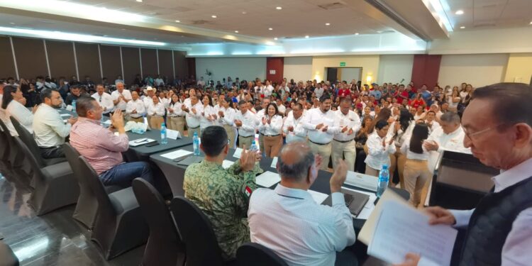 Toma protesta Francisco Javier Vargas como nuevo  Secretario General de la CROC de Baja California Sur