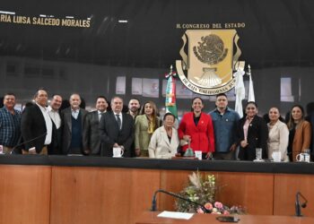 Conmemoran 50 Aniversario de la Constitución de BCS  