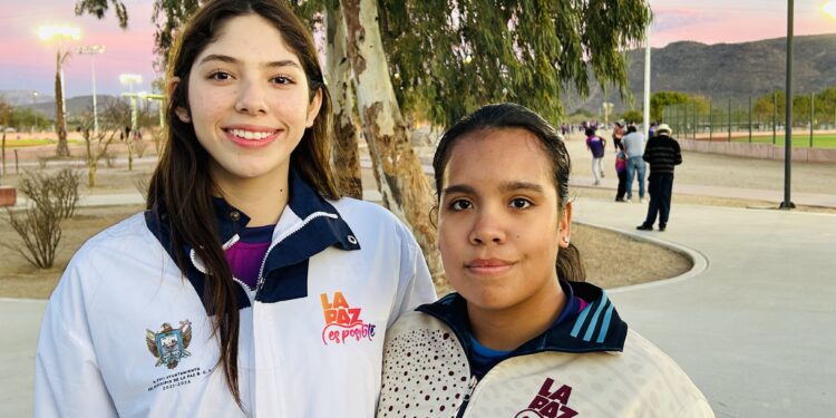 CANOISTAS LISTAS PARA TOMA DE TIEMPO A JUEGOS PANAMERICANOS