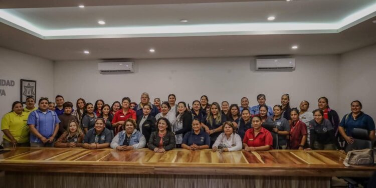 Se impulsa la inclusión laboral de mujeres en el sector del transporte en Los Cabos