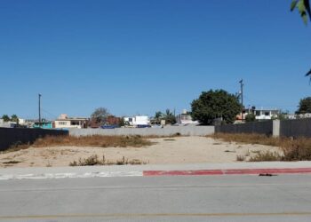 Supervisa Regidora Petra Juárez Terreno para la Casa de la Mujer Indígena en Los Cabos