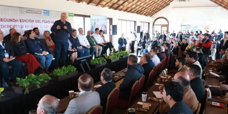 INAUGURA GOBERNADOR VÍCTOR CASTRO SEGUNDO FORO ESTATAL DE PESCA DEPORTIVA