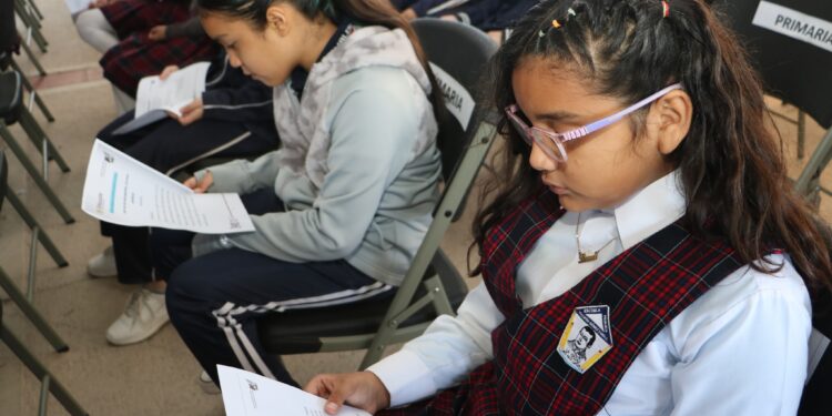  CON MARATÓN DE LECTURA, CELEBRA LA SEP EL DÍA INTERNACIONAL DE LA EDUCACIÓN