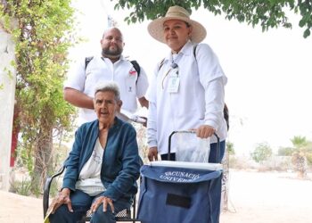 BRIGADAS ESTATALES DE VACUNACIÓN RECORREN COLONIAS DE LOS CABOS Y LA PAZ PARA APLICAR BIOLÓGICOS