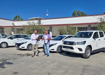 ENTREGÓ GOBIERNO ESTATAL VEHÍCULOS NUEVOS A JURISDICCIÓN SANITARIA LOS CABOS