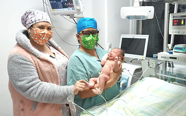 PRESENTAN HOSPITALES DE BCS TRES NACIMIENTOS DURANTE LA VÍSPERA DEL 2025