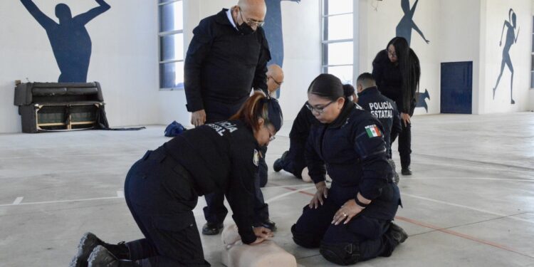 IMPARTE POLICÍA ESTATAL CURSO DE PRIMEROS AUXILIOS A ELEMENTOS EN ACTIVO