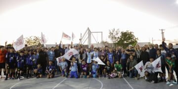 Milena Quiroga inaugura parque en la colonia Ayuntamiento