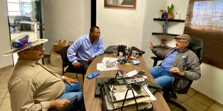 La Coordinación de Obras Publicas mejora movilidad y seguridad vial en la colonia 4 de Marzo en CSL