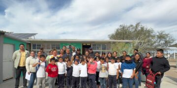 Presentan proyecto agroacuícola a niñas y niños de Puerto Chale