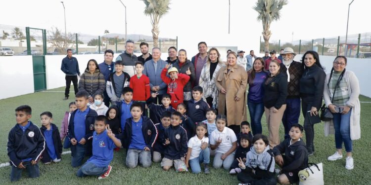 Milena Quiroga encabeza entrega del parque en fraccionamiento San Rafael y destaca apoyo empresarial