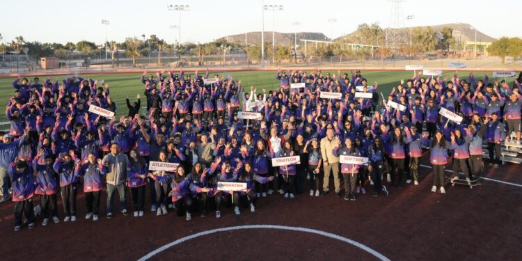 Milena Quiroga reafirma su compromiso con el deporte en el abanderamiento rumbo a los juegos CONADE 2025